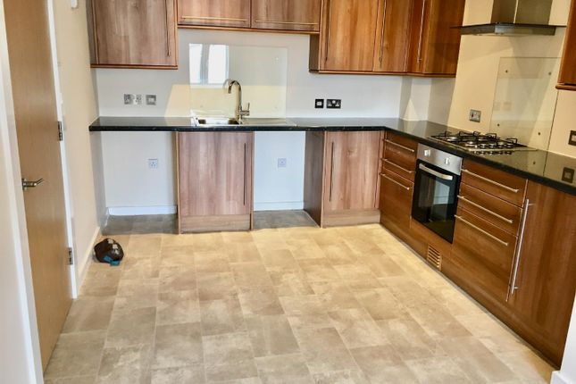 Flat 9 The Zone, Whiteway Road, Bristol photo 4