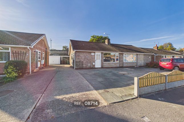 2-bed bungalow on Belvoir Drive, Knottingley, £950/mo