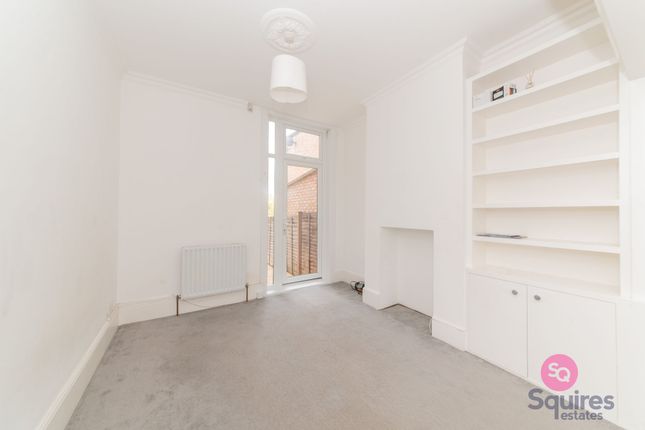 47 Squires Lane, London photo 4