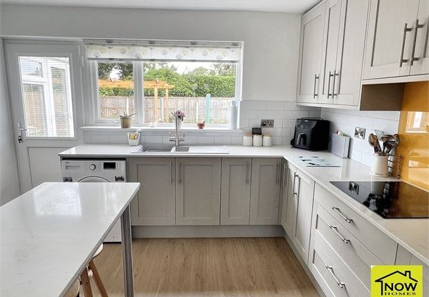 5, Denbigh Court, Collingham photo 2