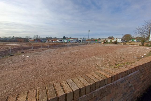 Land to let in Trent Valley Road, Lichfield
