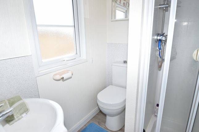 Mobile/park home for sale in Kingfisher Drive, Skegness