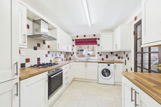 7 Curlew Close, Nottingham photo 2