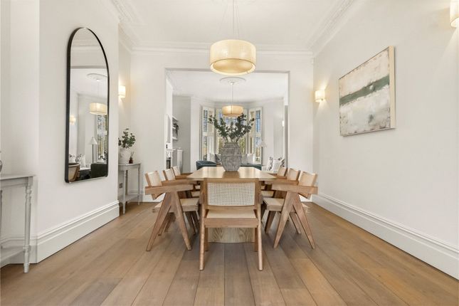 74, Clapham Common West Side, London photo 4