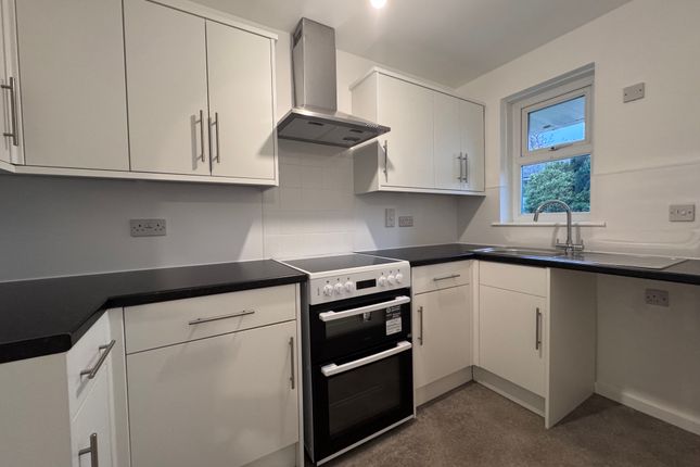7, Brook View, Totnes photo 4