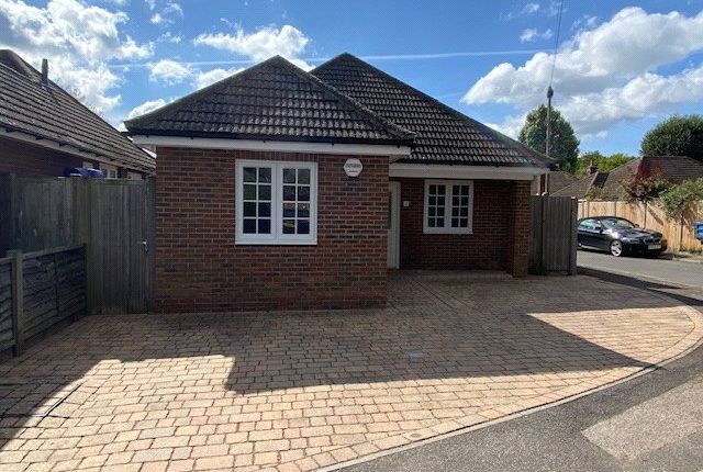 Thumbnail Bungalow for sale in Burlea Close, Hersham, Walton-On-Thames