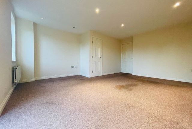 46, Samian Close, Worksop photo 5