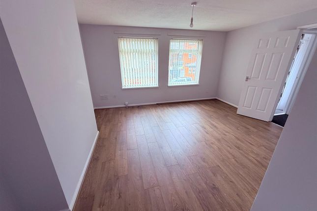5, Nelson Street, Newton-Le-Willows photo 2
