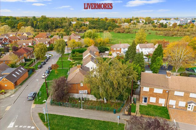 2, Martin Road, Dartford photo 3