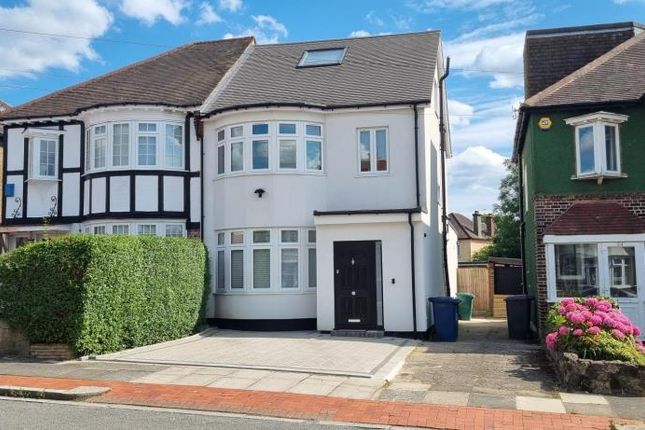 Thumbnail Semi-detached house for sale in Walfield Avenue, Whetstone N20,