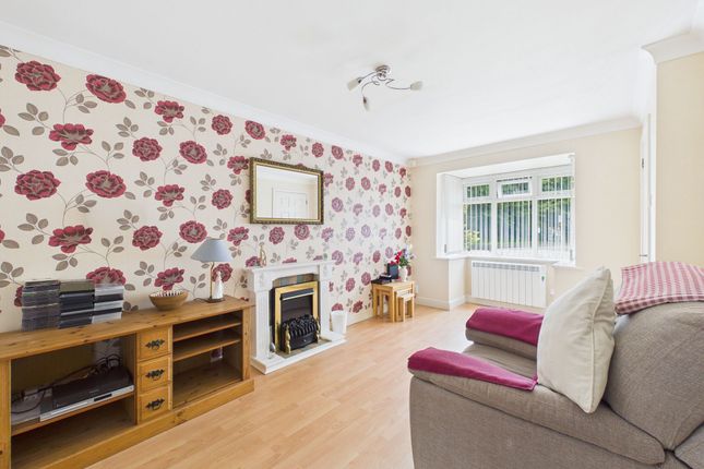 2 Colwick Manor Farm, Nottingham photo 2