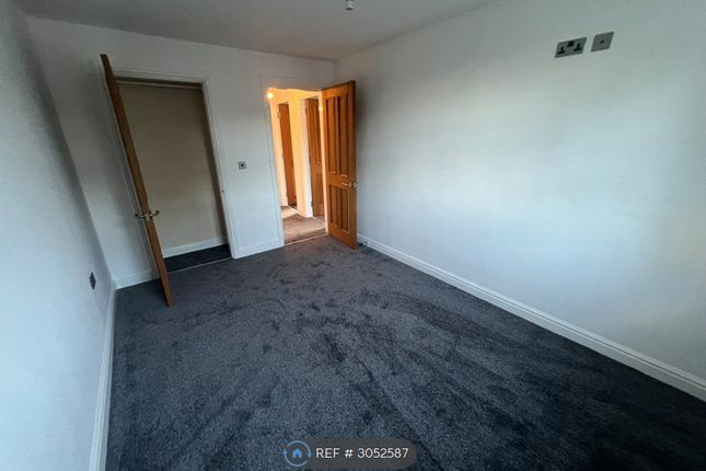 The Bull Apartments, Briggate, Shipley photo 3
