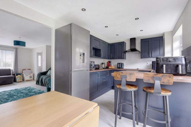 48 Kingsley Drive, Nottingham photo 4