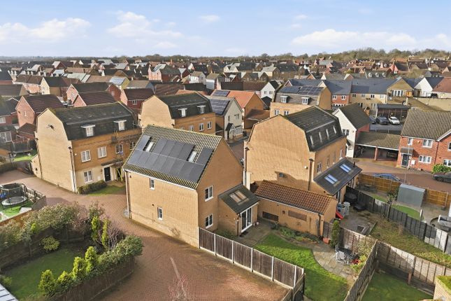 7 Maltings Close, Flitch Green, Essex photo 4
