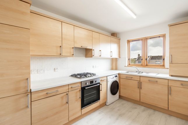 26, Sharpe Place, Montrose photo 3