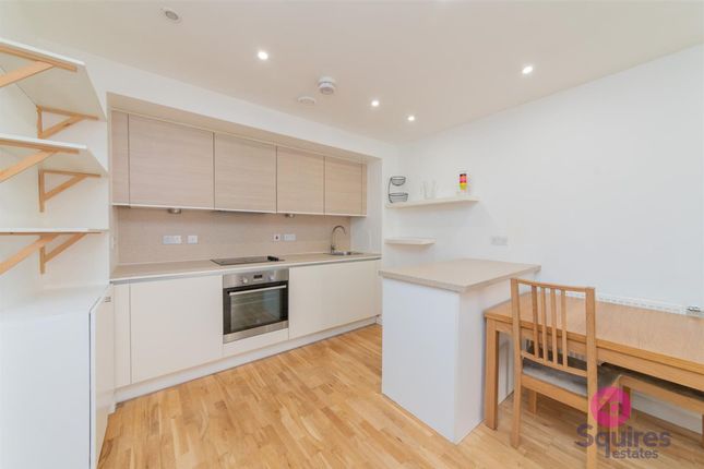 Flat 12, Goshawk Court, London photo 3