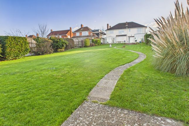 128, Wembdon Hill, Bridgwater photo 2