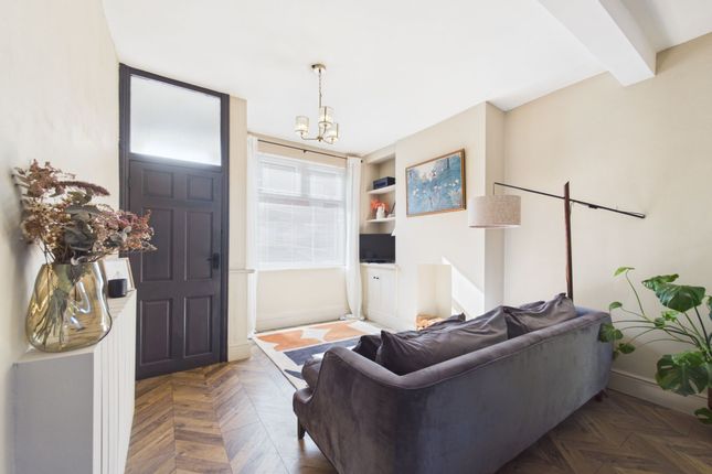 22 Ivy Avenue, Liverpool photo 2