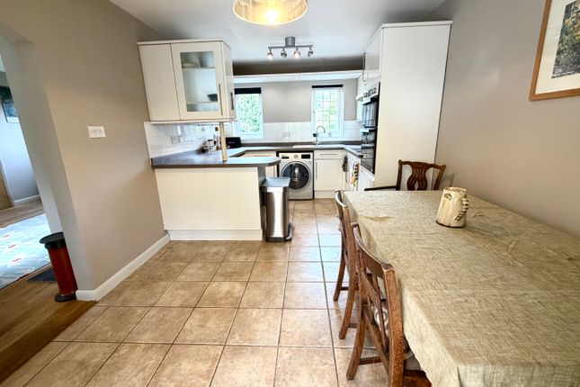 13, Smithy Close, Parwich photo 4