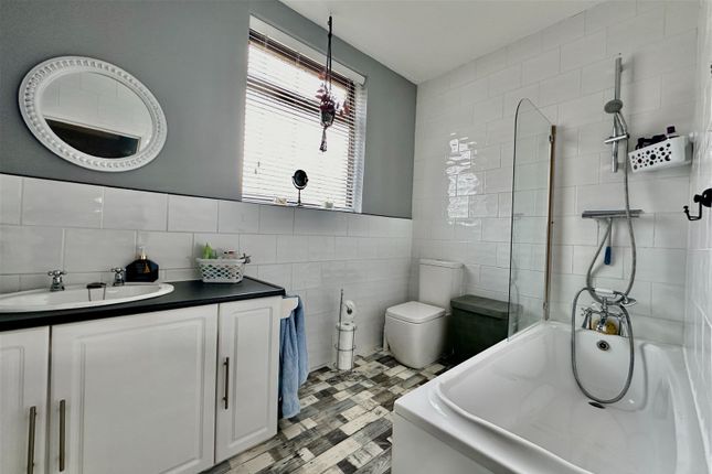 End terrace house for sale in Faraday Street, Hull