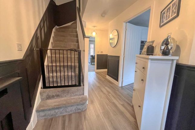 22, Hamford Crescent, Walton On The Naze photo 3