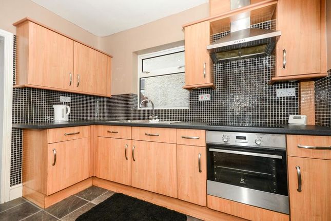 6, Sutton-in-Ashfield photo 2