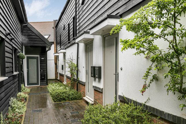 Thumbnail Mews house for sale in Taverners Place, Codicote