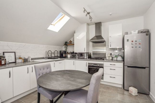 Fleming Court, Grange Road, Gerrards Cross photo 3