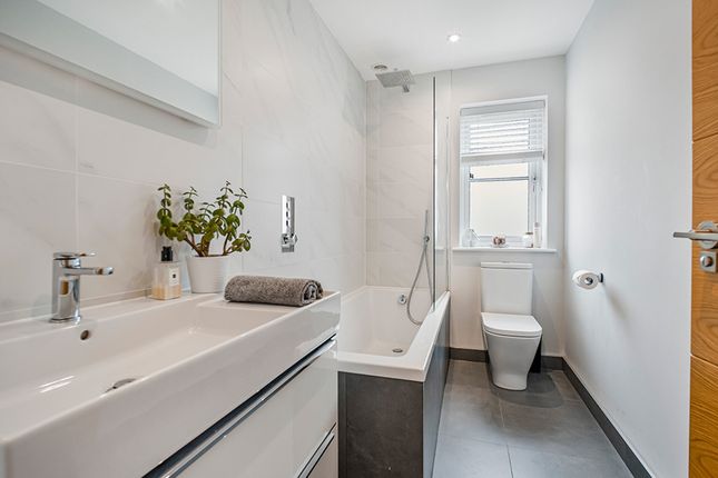 17, Bacchus Lane, Brough photo 4