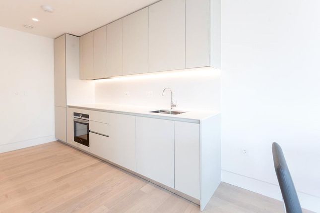 Flat 8, Duo Tower,, Penn Street, Hoxton photo 3