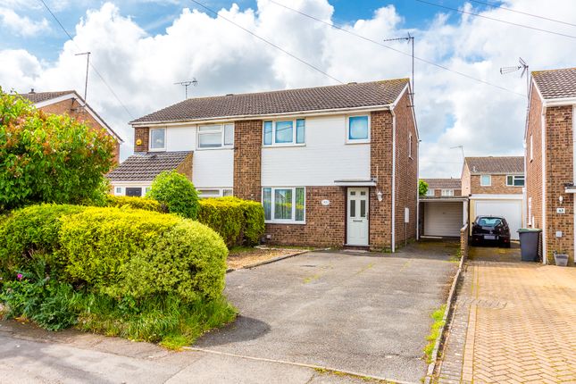 Thumbnail Semi-detached house for sale in Grangeway, Rushden