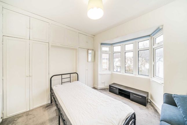 FFF, 34, Bicester Road, Richmond photo 4