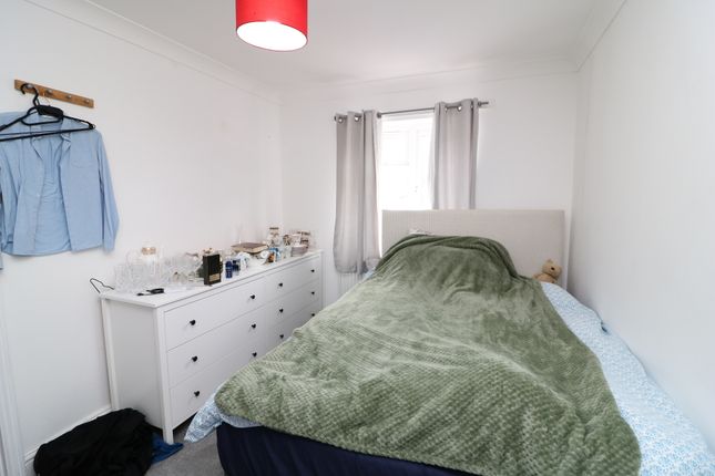 Thumbnail Room to rent in Beeches Road, London