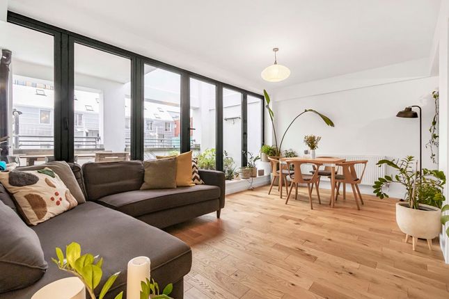 6, Gillett Place, London photo 4