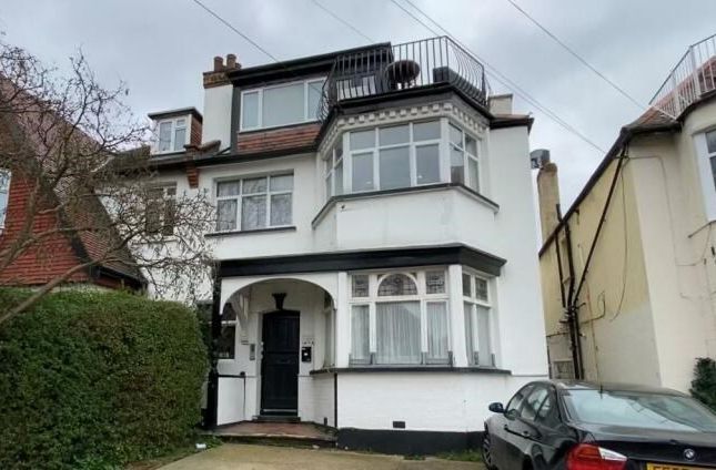 Thumbnail Flat for sale in Ailsa Road, Westcliff-On-Sea