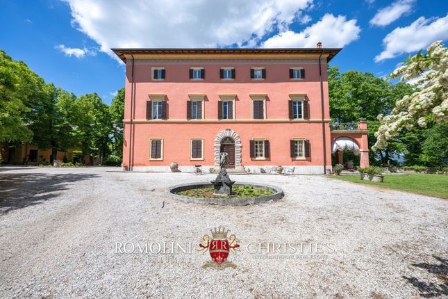 Thumbnail Leisure/hospitality for sale in Perugia, Umbria, Italy