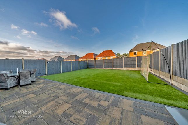 © Webbs Estate Agents © (32 Of 158).Jpg