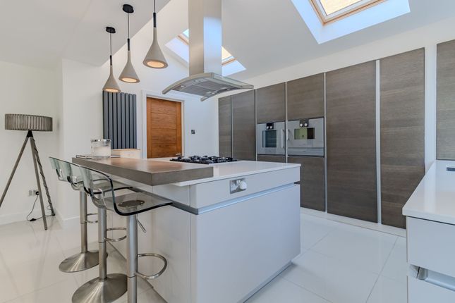 69 Forest House Lane, Leicester photo 4