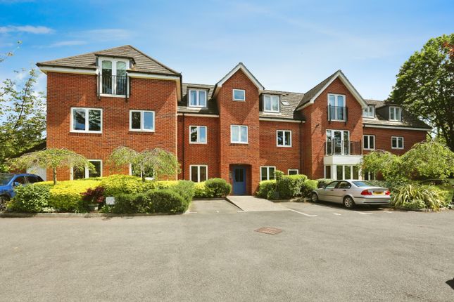 Thumbnail Flat for sale in Rosemary House, 136 Botley Road, Southampton