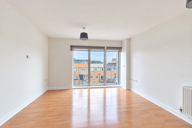 Apartment, Apartment, Whitestone Way photo 2