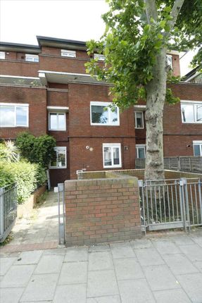 Thumbnail Maisonette to rent in Kilburn Lane, London