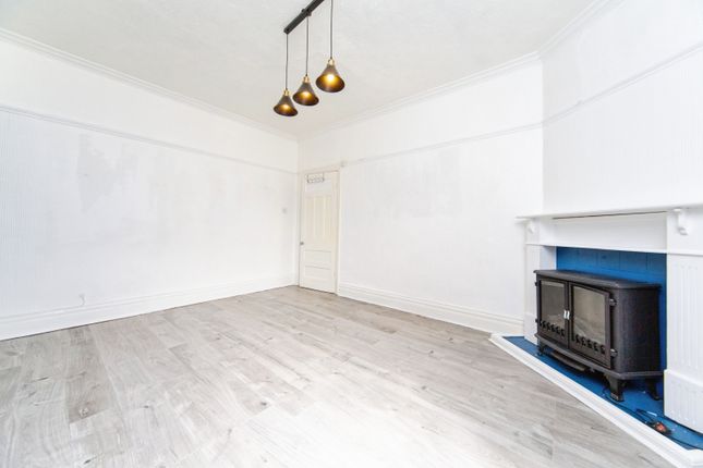 3, Stretton Avenue, Wallasey photo 4