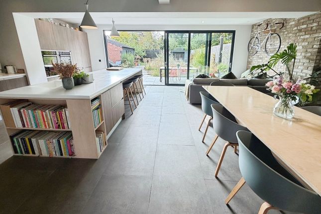 14, Kendall Avenue, Shipley photo 3