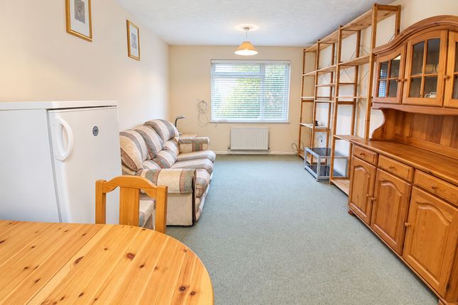 Flat 10, Norman House, London photo 2