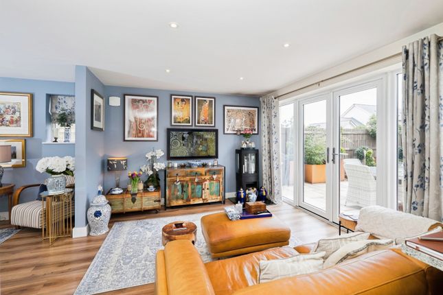 3, Walters Way, Penzance photo 2