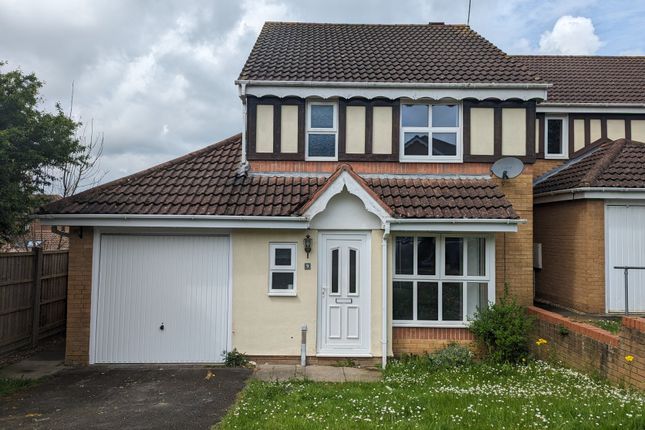 Detached house to rent in Harwood Drive, Kettering