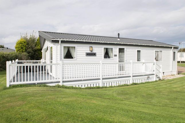 Holiday Home, 2019 Willerby Clearwater Lodge, Central Ave, Driffield photo 3