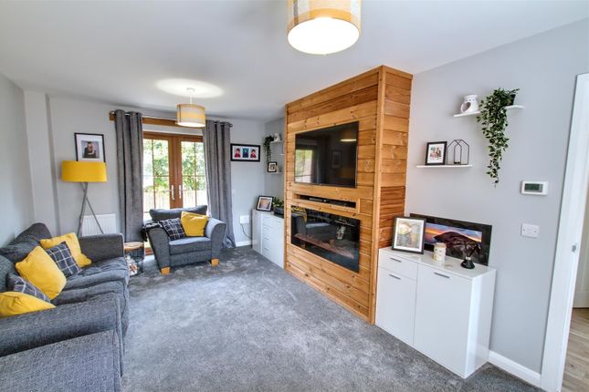 25, Maes Rheithordy, Cardigan photo 4