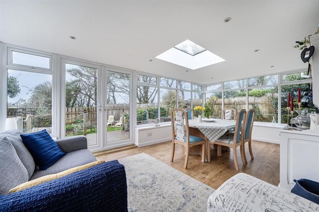 Trecobben, Penwarne Close, Falmouth photo 4