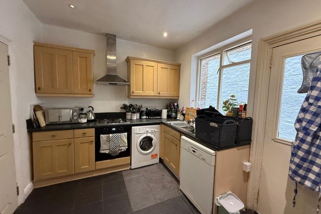 106 Kings Road, Kingston Upon Thames photo 3